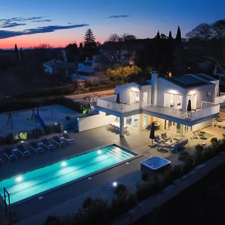 Casa Belladonna By Briskva