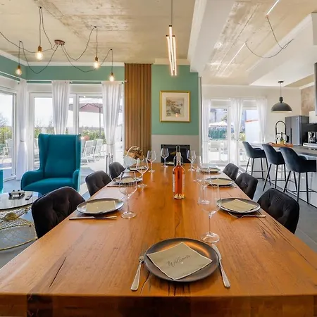 Villa Casa Belladonna By Briskva Višnjan