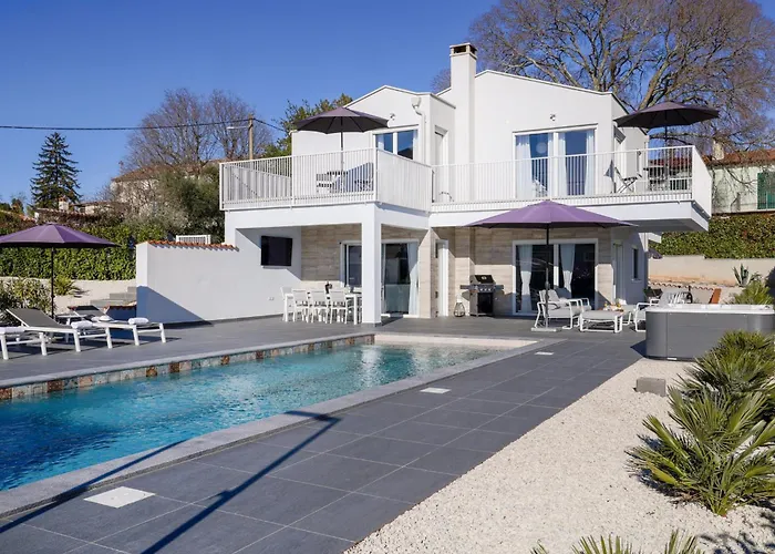 Vila Casa Belladonna By Briskva *