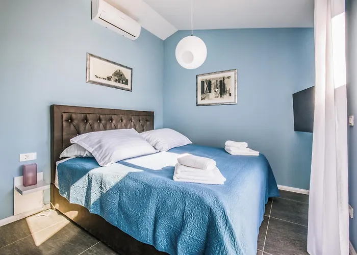 Vila Casa Belladonna By Briskva Visnjan